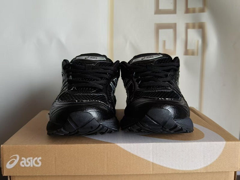ASICS GEL-KAYANO 14 Sneakers