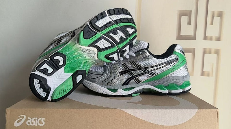ASICS GEL-KAYANO 14 Sneakers