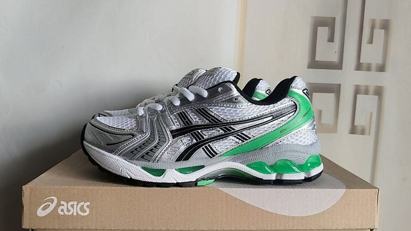 ASICS GEL-KAYANO 14 Sneakers