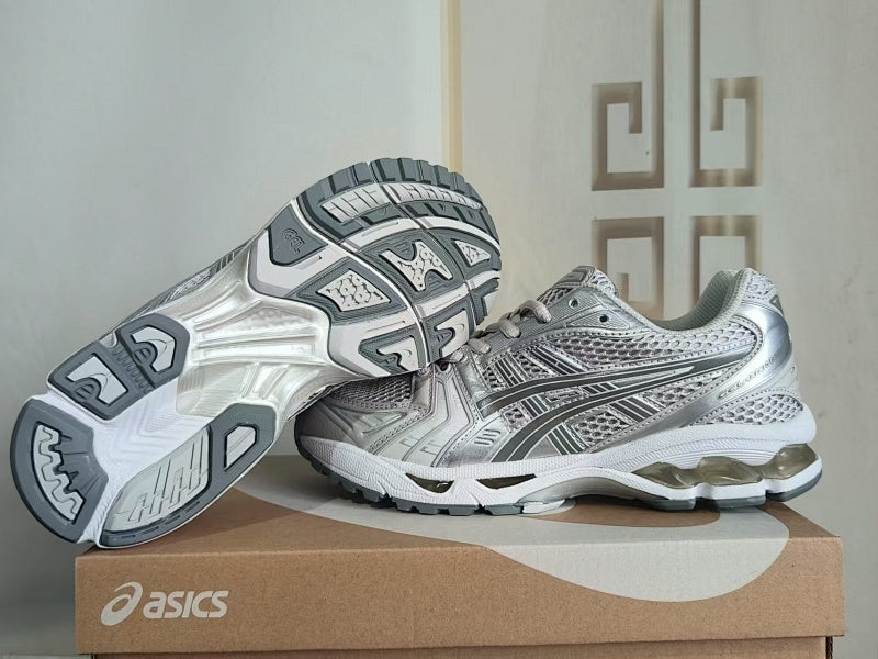 ASICS GEL-KAYANO 14 Sneakers