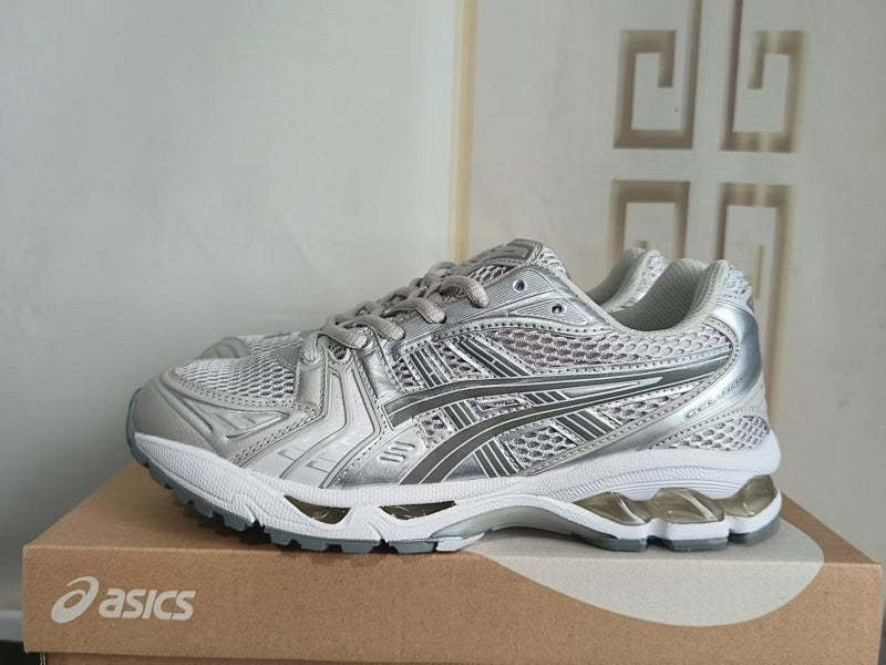 ASICS GEL-KAYANO 14 Sneakers
