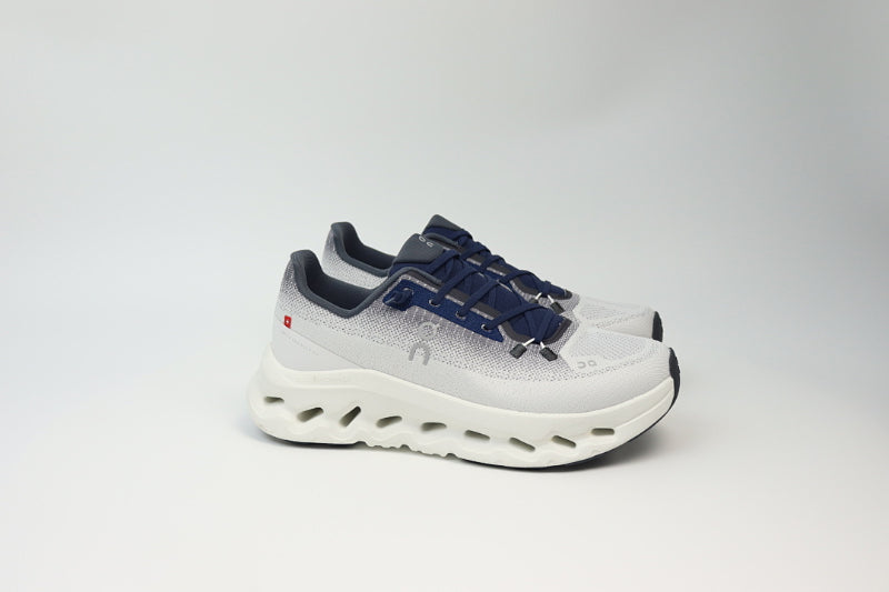 ON Cloudtilt – Tilted Sole Lifestyle Sneakers