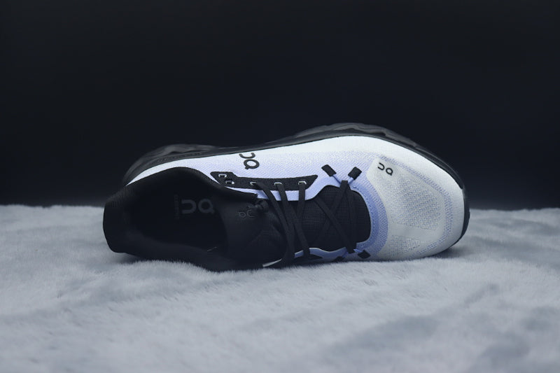 ON Cloudtilt – Tilted Sole Lifestyle Sneakers