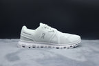 ON Cloud 6 – Lightweight Running Sneakers