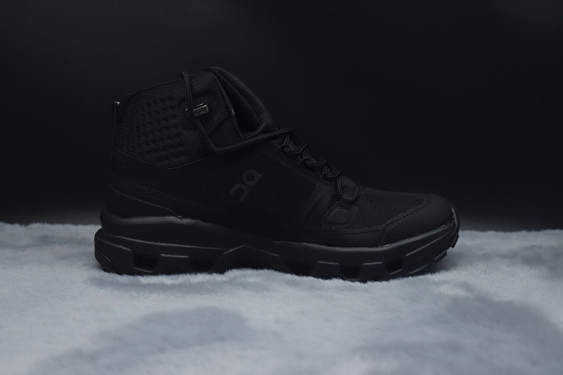 ON Cloudrock Low WP – Waterproof Low-Top Hiking Shoes