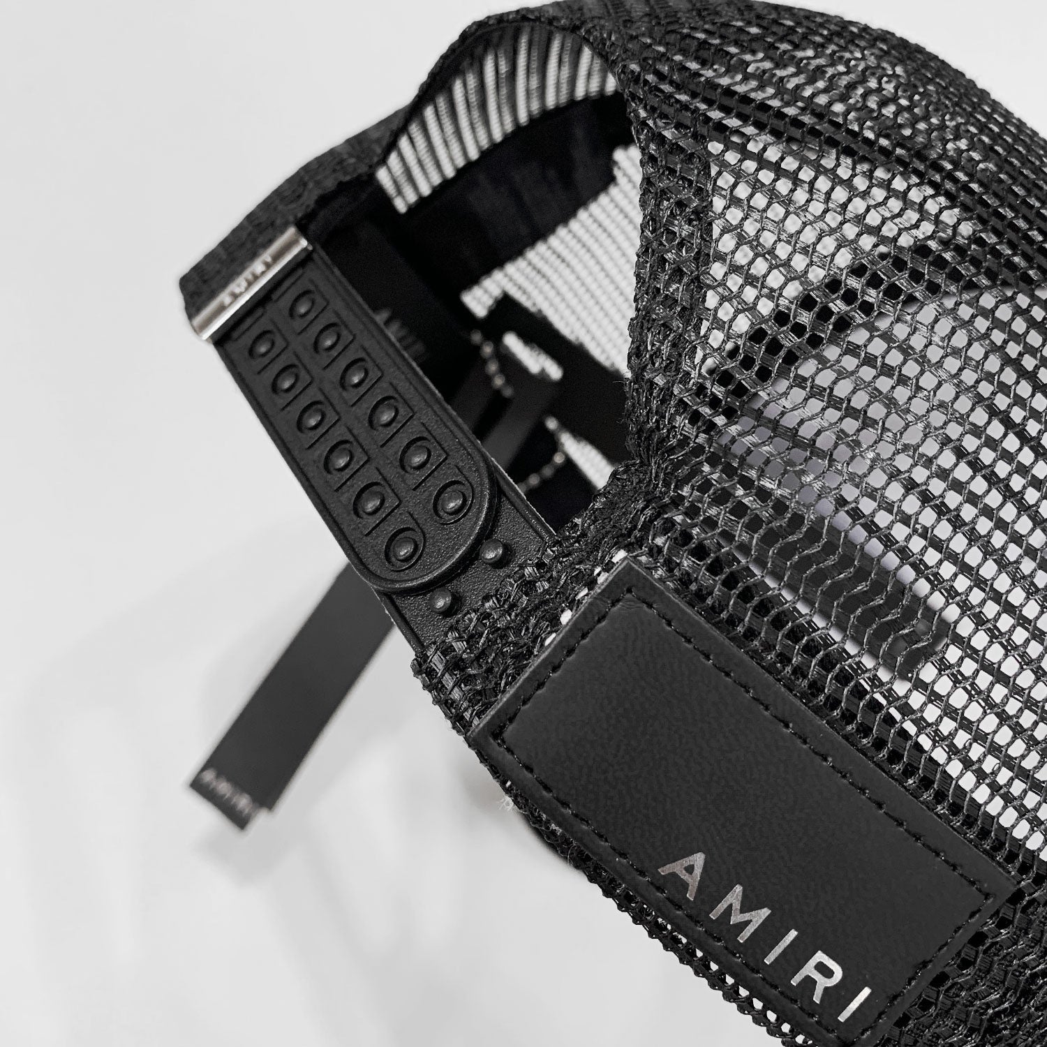 Amiri Color Pop Mesh Cap – Snapback Trucker Hat | Black, White, Orange & Blue